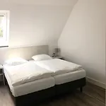 Boutique De Zwaluw Hotel 3*