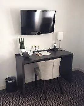 Hotel Boutique De Zwaluw 3*