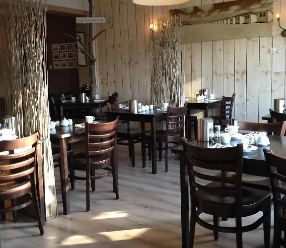 Hotel Boutique De Zwaluw 3*